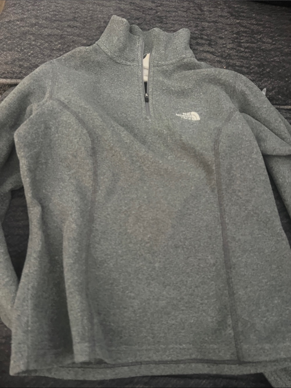 The North Face quarter zip pullover women’s size small